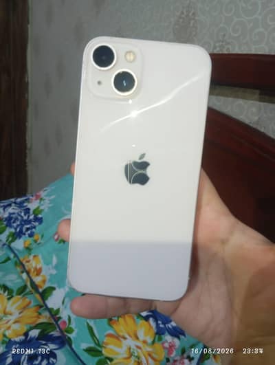 Apple iPhone 13
