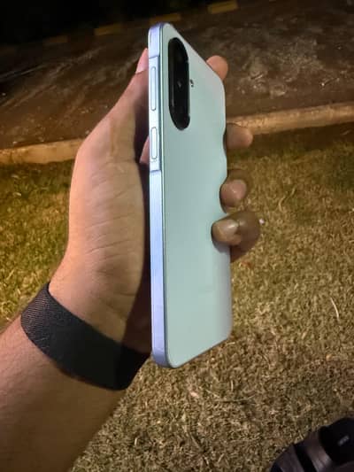 Samsung Mobile A17 for sale 10by09 03000470144