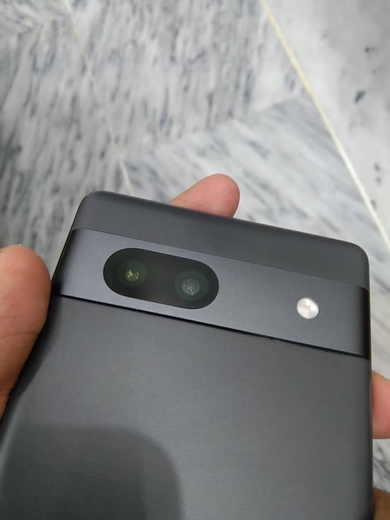 Google Pixel 7a 1