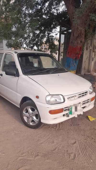 Daihatsu Cuore 2003