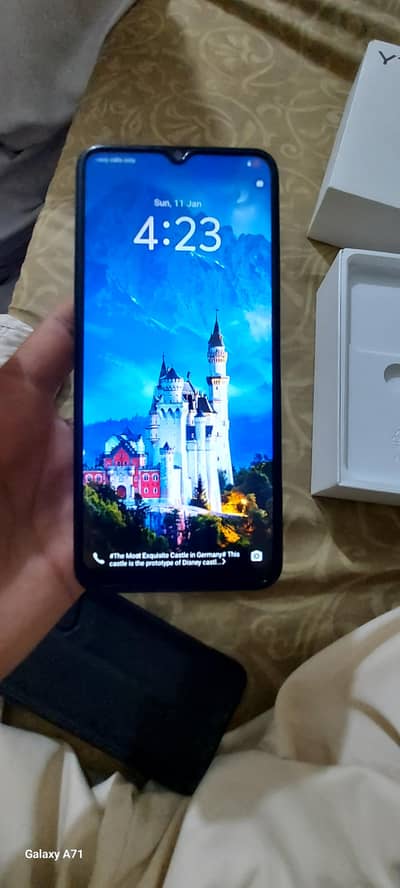 Vivo Y17s