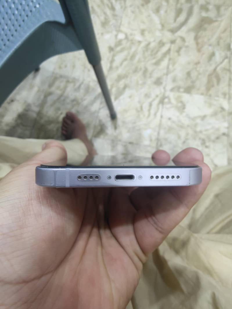 Apple iPhone 14 plus 4