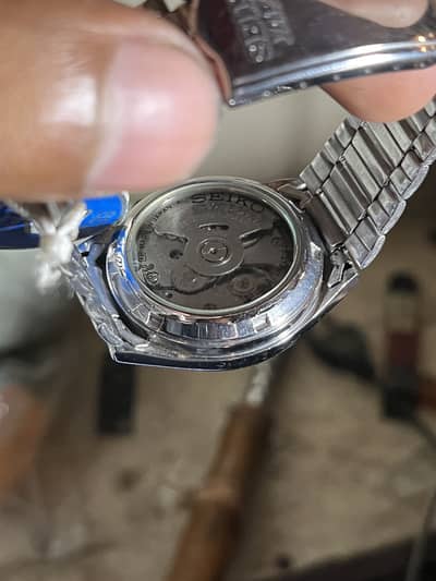 SEIKO 5 21 JEWELS AUTOMATIC WATCH ALL ORIGINAL JUST LIKE NEW