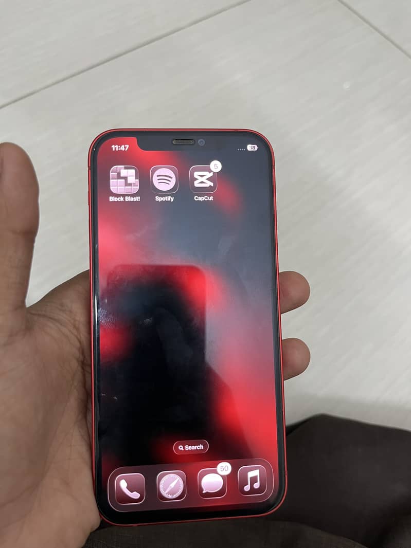 Apple iPhone 12 6