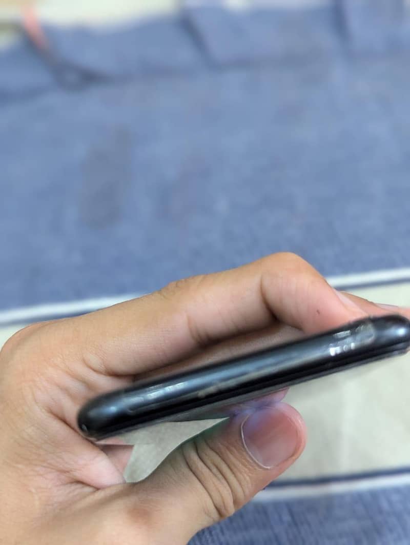 iPhone SE 2 generation 3