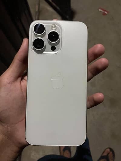 Apple iPhone 15 Pro Max