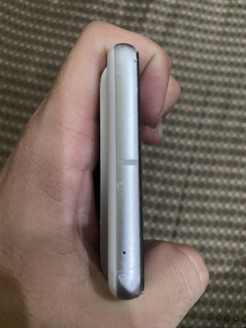 Google Pixel 7 3