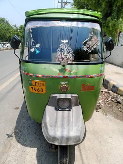 fit riksha he sra janwan . rozi krny wala . . .
