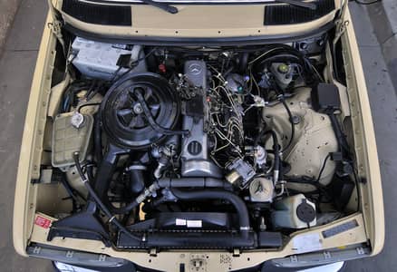 engine Mercedes w123 diesel 2400 engine