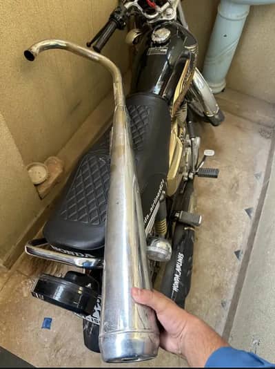 Honda 125 chrome silencer