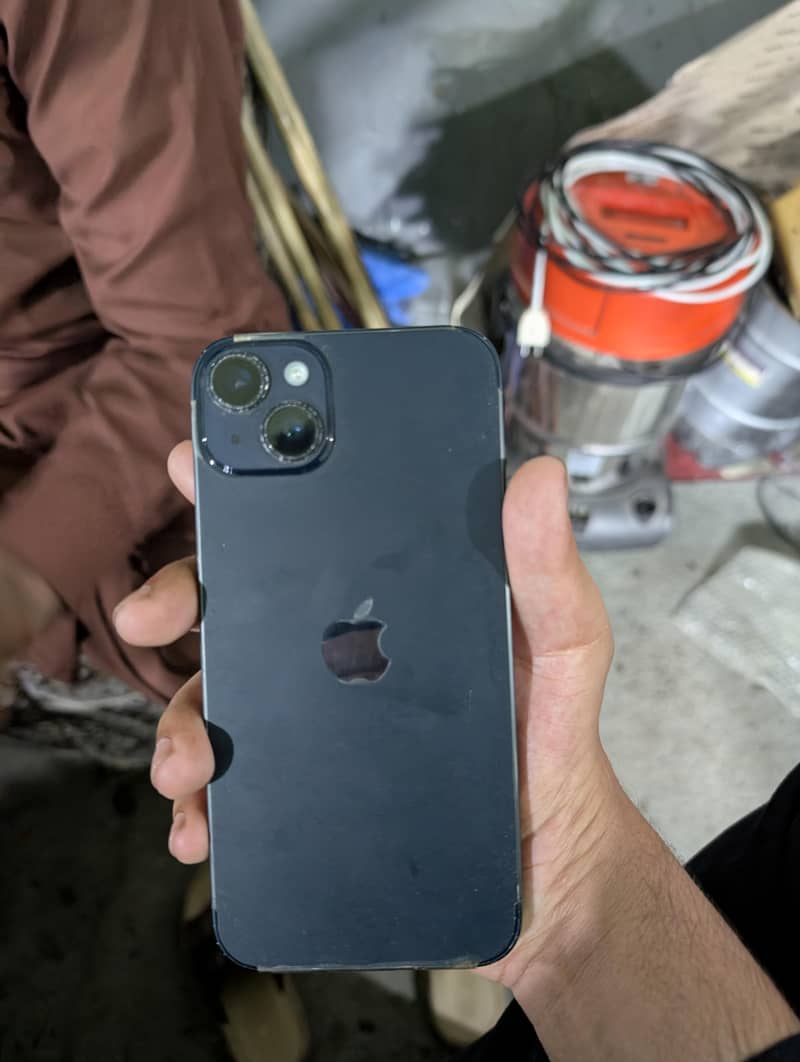 Apple iPhone 15 plus 1
