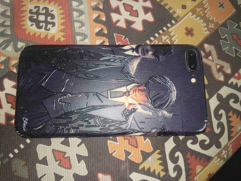 Apple iPhone 8 Plus 1