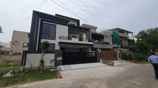 9 Marla Brand New House For Sale In Nespak Phase3