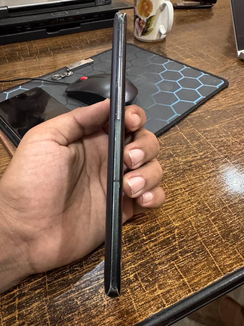 One Plus 10 Pro 5