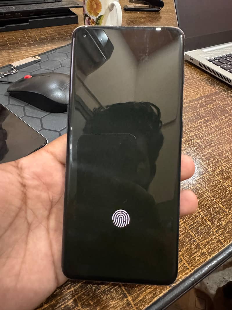 One Plus 10 Pro 6