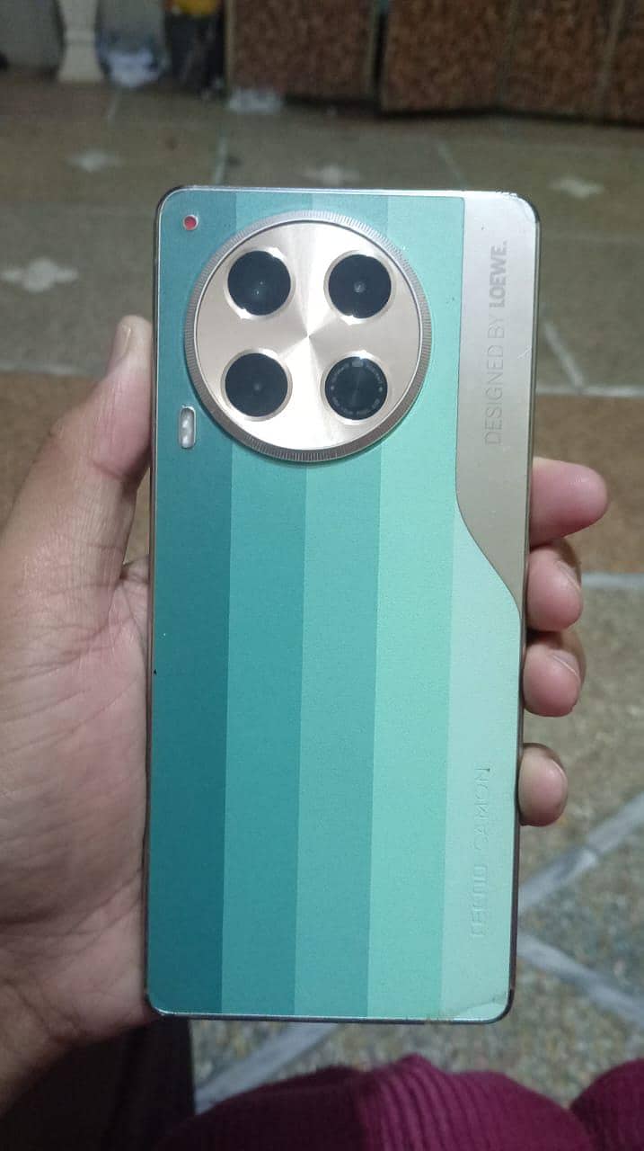 Tecno CAMON 30S 0