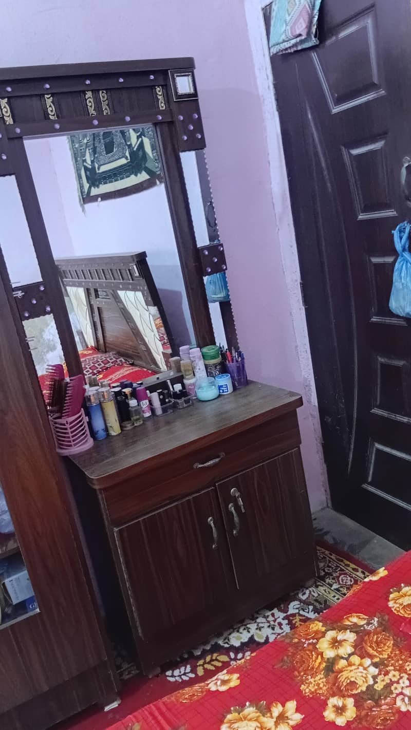 Bedroom Set (complete) 3