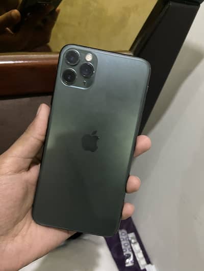iPhone 11 Pro Max 256 gb 80 battery health