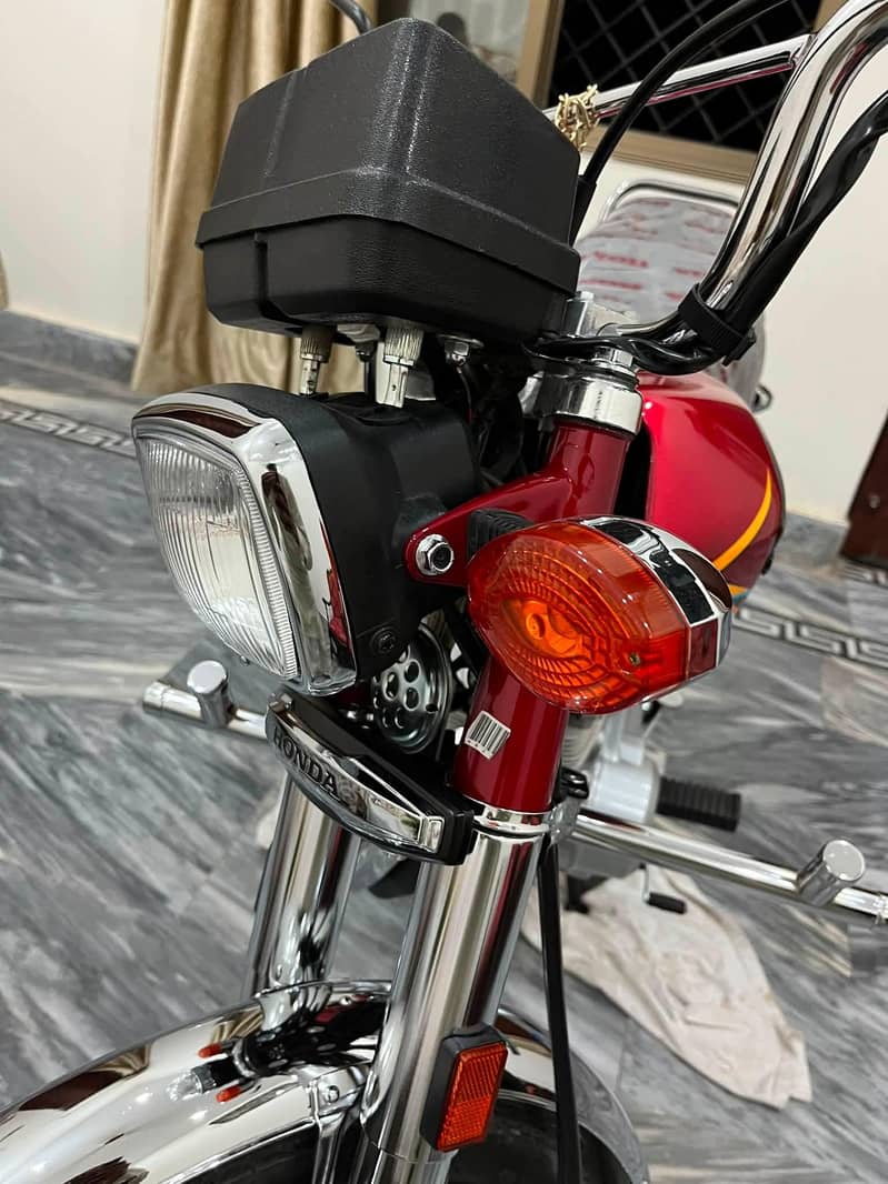 Showroom Condition 1
