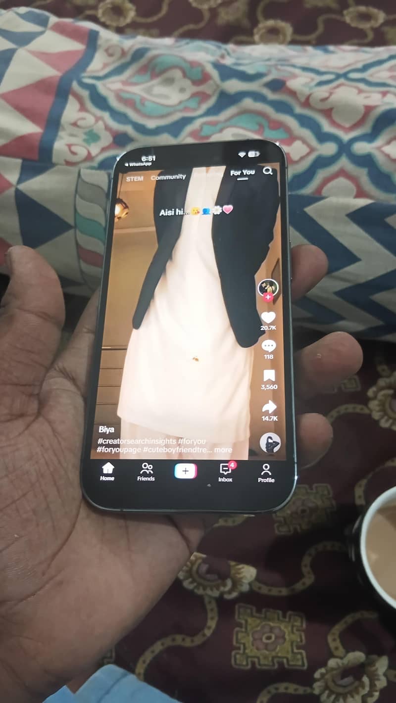 Apple iPhone 14 Pro 1