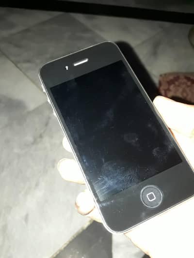 Apple iPhone 4