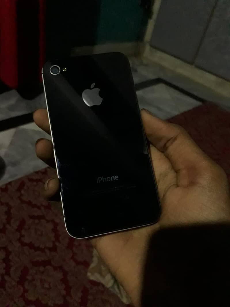 Apple iPhone 4 1
