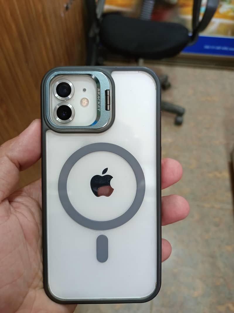 Apple iPhone 12 5