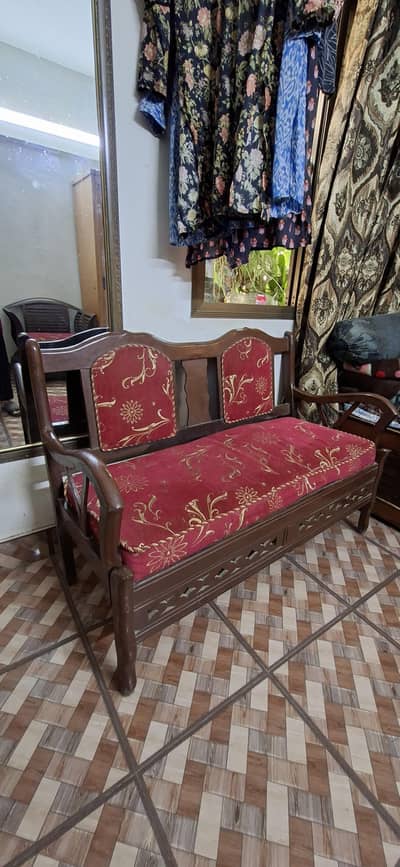 4 seater wood sofa set urgent sale