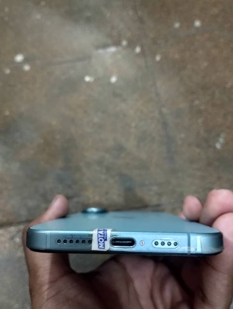 Apple iPhone 16 Plus 2