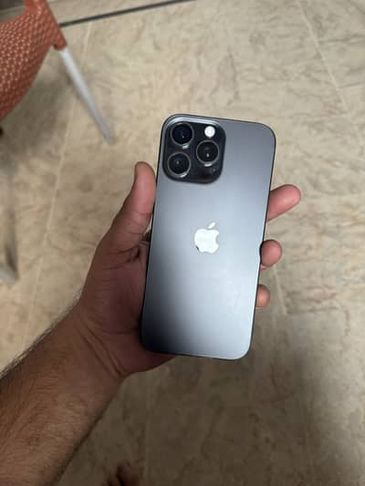 Apple iPhone 16 Pro Max