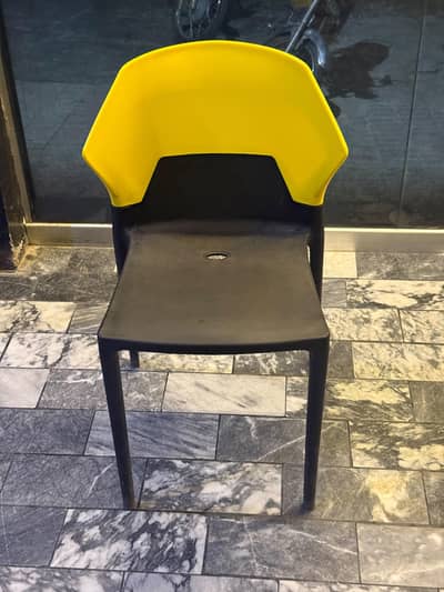Restaurant / Cafe Plastic Chairs – Black & Yellow