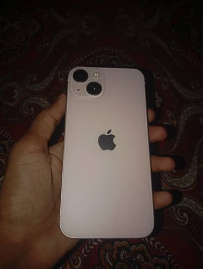 Apple iPhone 13