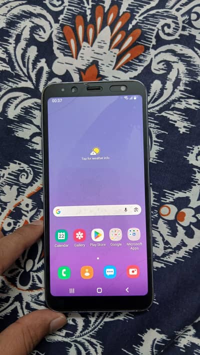 Samsung Mobile J6