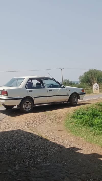 Nissan Sunny 1988