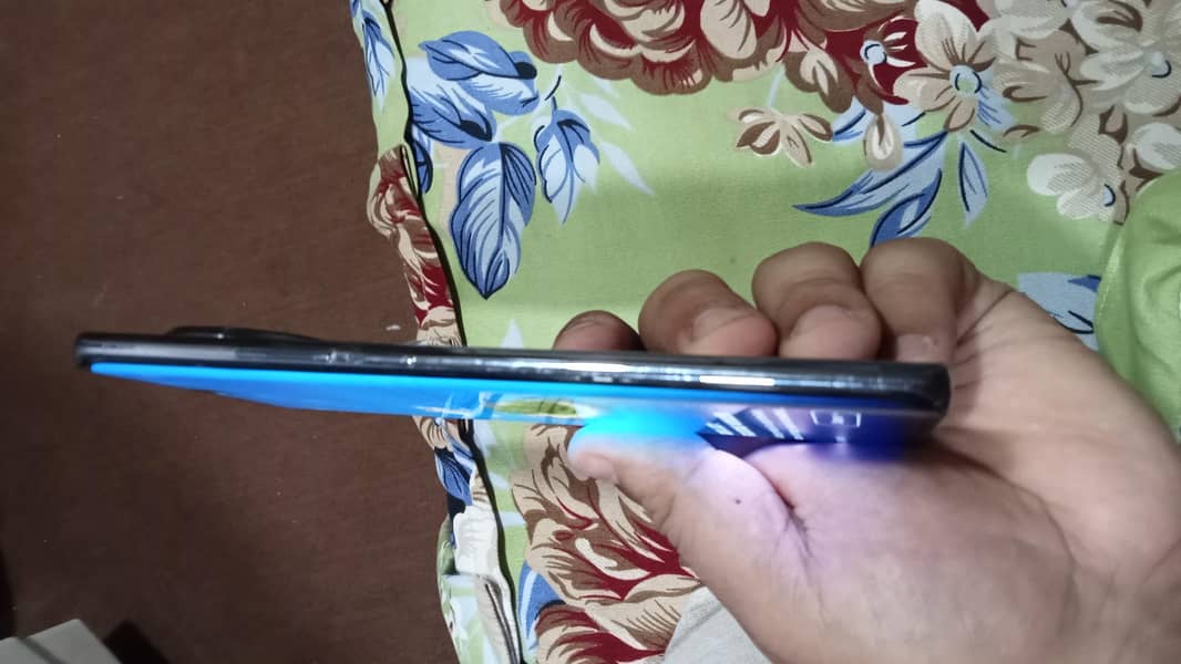 Tecno Spark 20 Pro Plus 3