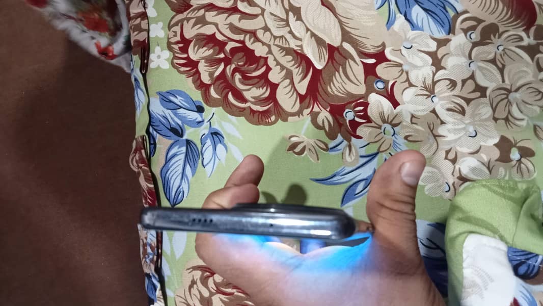 Tecno Spark 20 Pro Plus 4