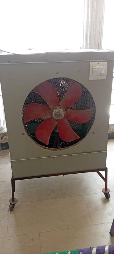Air cooler with stand