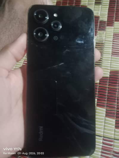 one hand use hai 10/9 condition hai 8/128 gb memory hai