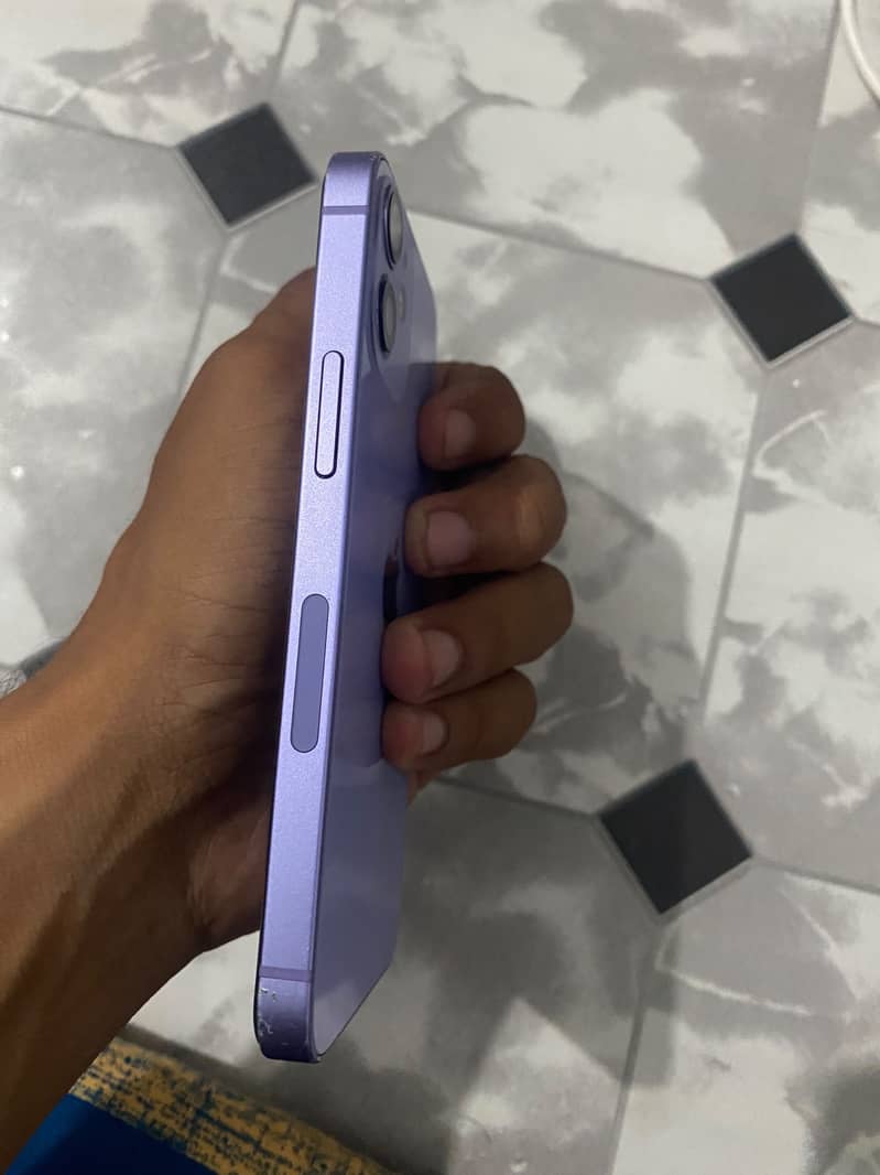 iphone 12 mini 3
