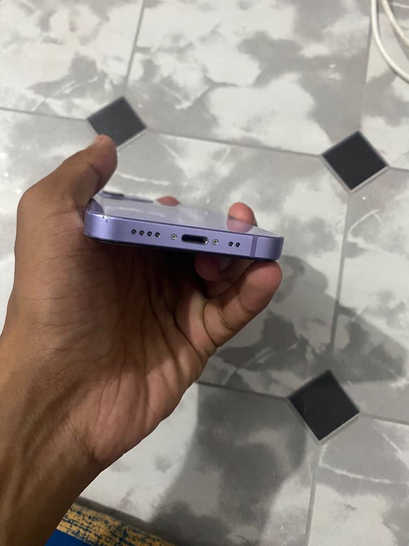 iphone 12 mini 6