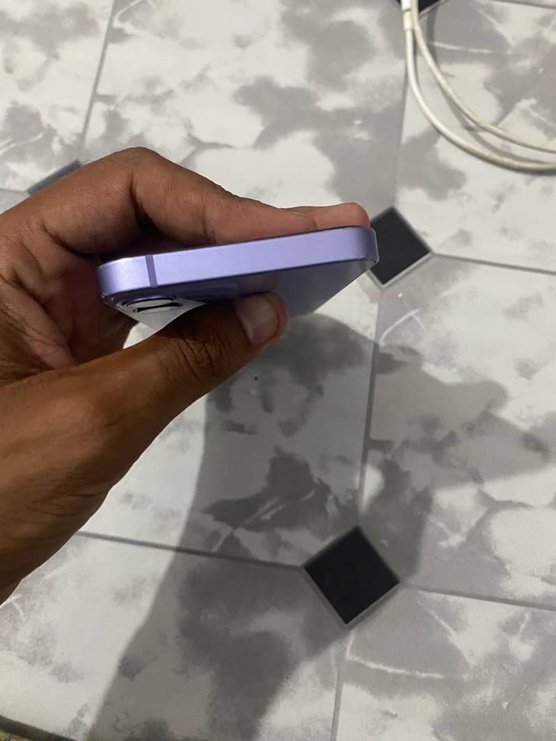 iphone 12 mini 8