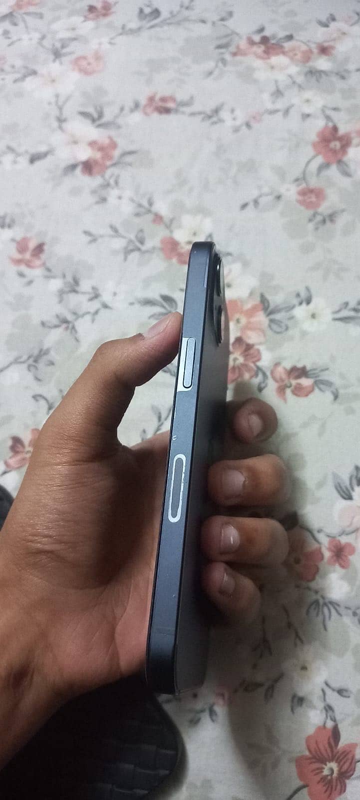 Iphone 13 4