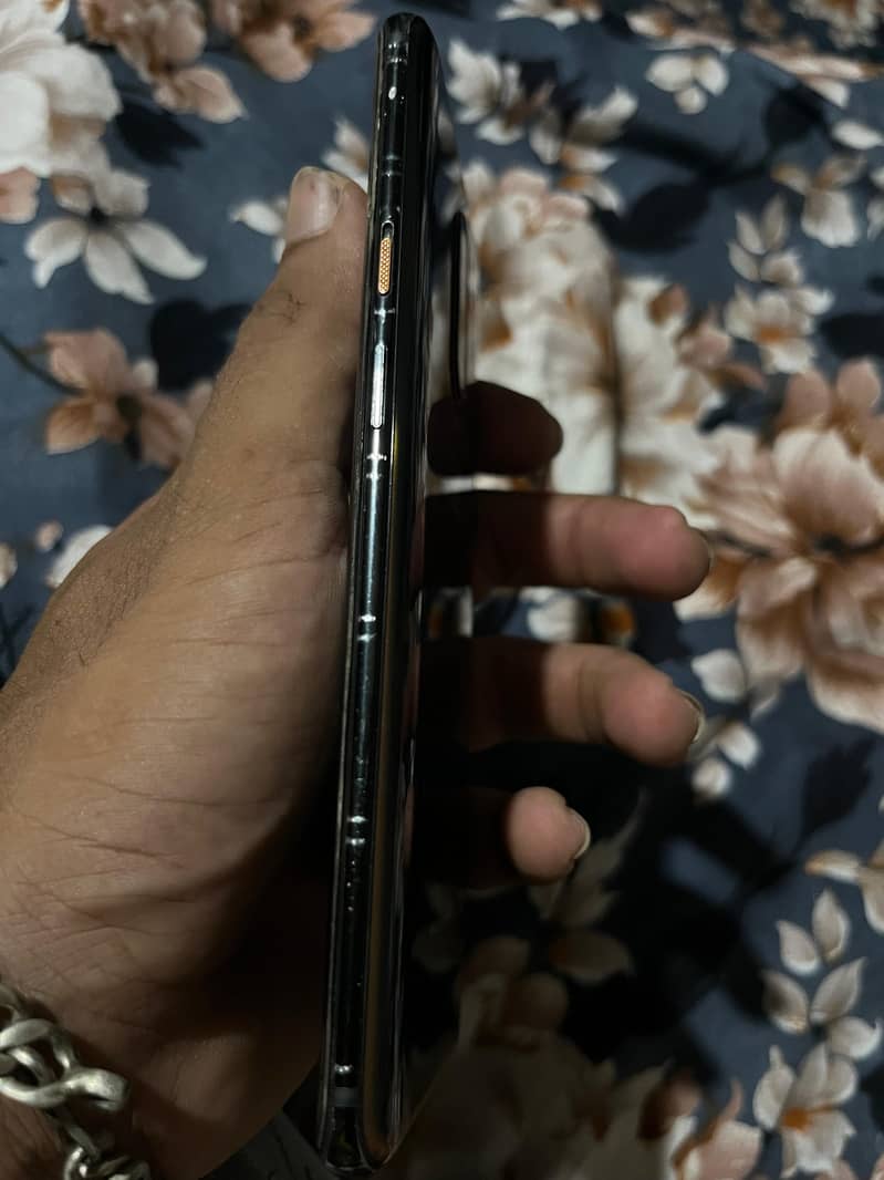 One Plus 7T Pro 5