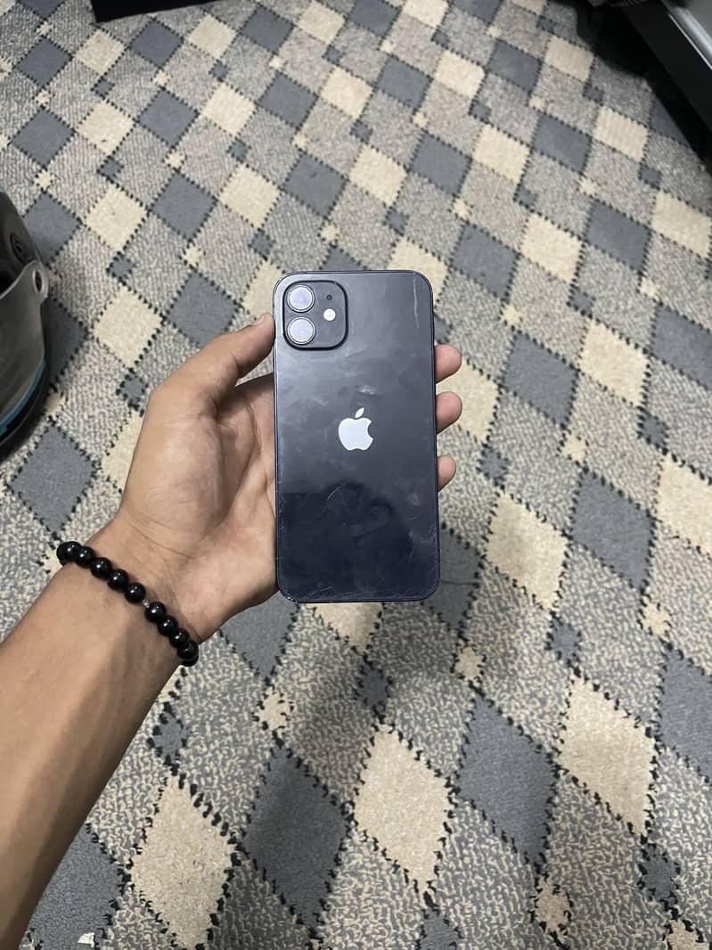Apple iPhone 12 2