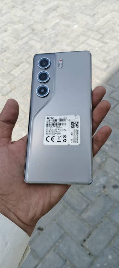 Tecno CAMON 40 Pro
