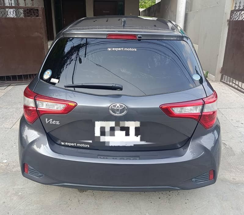 Toyota Vitz 2018 1