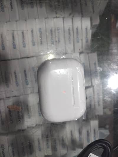 Airpods new 10 peas k isab sy mila ga