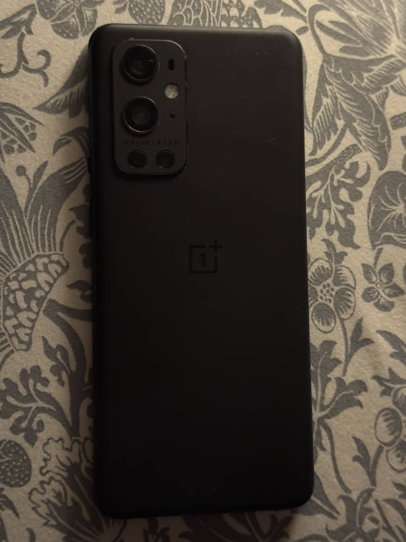 One Plus 9 Pro / 256GB 1
