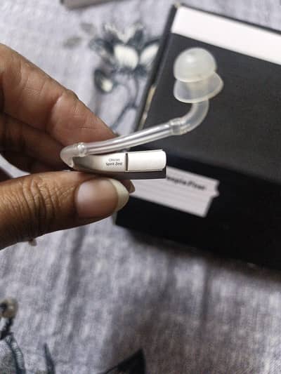 Oticon Spirit Zest Hearing Aid – Original