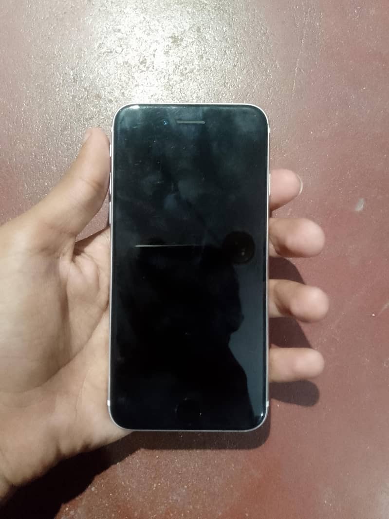 Apple iPhone SE 2